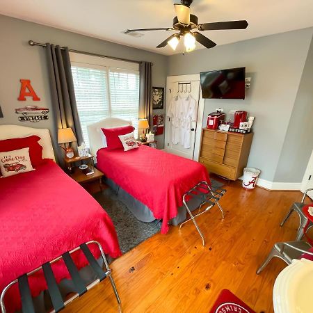 Bama Bed And Breakfast - Sweet Home Alabama Suite Tuscaloosa Extérieur photo